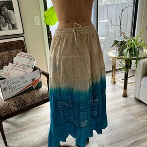 Skirt, embroidered bottom.  Size M draw waist.  By Linear